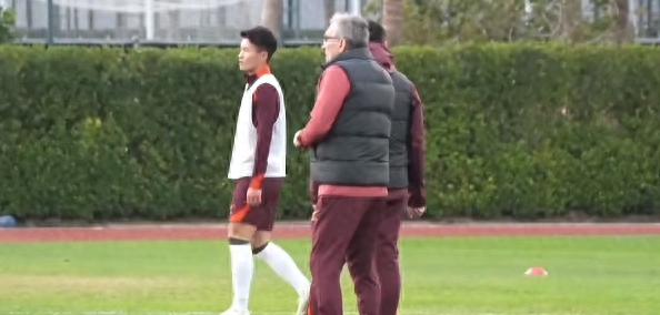 在比赛中不
